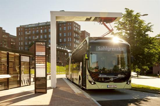 ABB laddar Volvobussar.