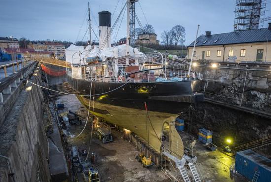 Isbrytaren Sankt Erik i anrika GV-dockan på Beckholmen.