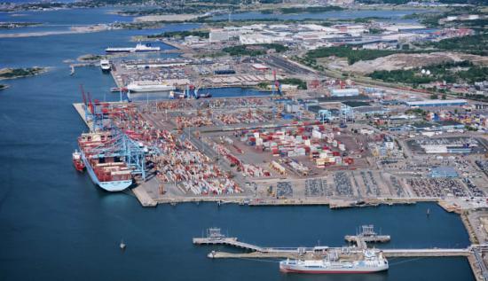 Under 2018 hanterades 753 000 containrar (TEU) i Göteborgs hamn.