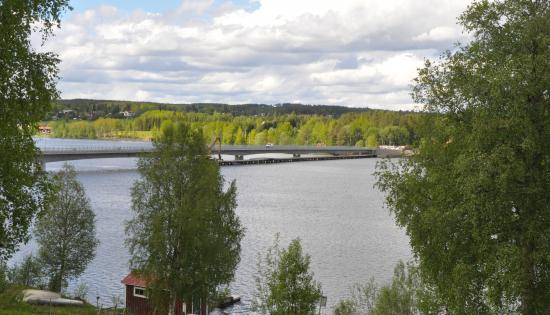 Litsbron från södra sidan.