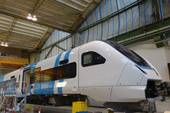 Nu börjar Västtrafiks nya tåg, ZEFIRO Express, ta form i Tyskland. Det första tåget börjar testköras nu i veckan.