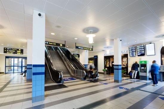 Inne i Nässjö Centralstation.