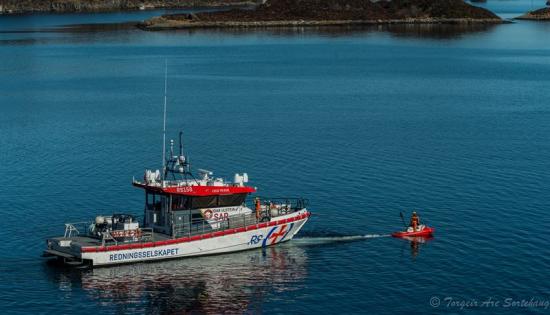 RescueRunner bogserar Idar Ulstein