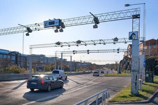 Betalstation vid utfart Liljeholmsbron.