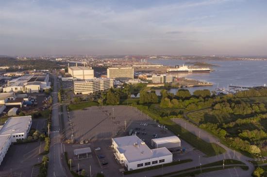 <span><span><span>Bild över Arendal. En lastbil utrustad med 21 sensorer kör nu i Arendalområdet i syfte att samla in data om rutten.</span> <span>Ett första steg mot att implementera autonoma transporter på publika vägar.</span></span></span>