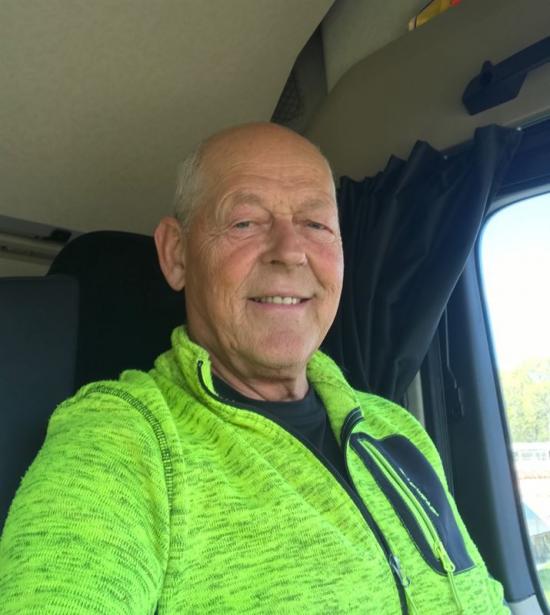 Morgan Thorell började köra lastbil vid 65 års ålder på uppdrag av Veterankraft, en pojkdröm gick i uppfyllelse.