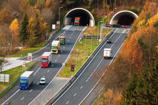 Oavsett vilken riktning Sverige väljer att gå blir hanteringen av trängselskattpassagere enklast med en elektronisk körjournal, säger Mathias Eliasson, Country Manager på ABAX Sverige.