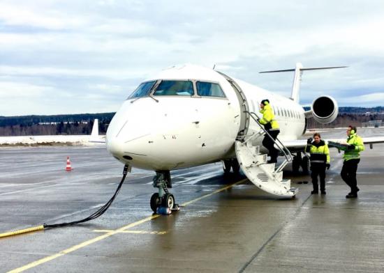 Nextjets CRJ 200 med 50 sittplatser som trafikerar sträckorna
