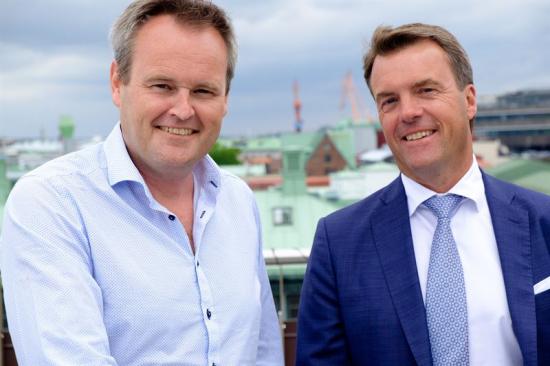 Joakim Petersson säljer sin del av CR Cargo International. Björn Eklund från Scandinavian Shipping & Logistics blir ny huvudägare till verksamheten.