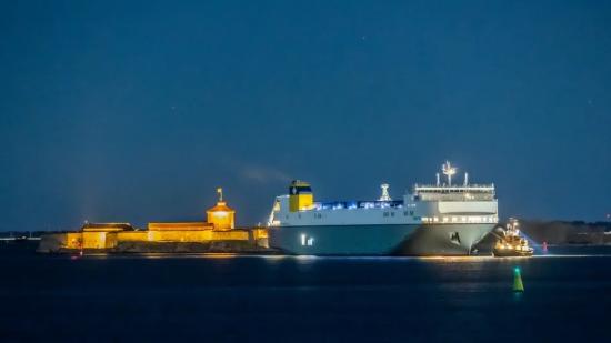 Faustine anlöpte Göteborgs hamn för första gången under natten till måndag. Under tisdagen anlöper fartyget Zeebrugge lastat med svenskt exportgods.