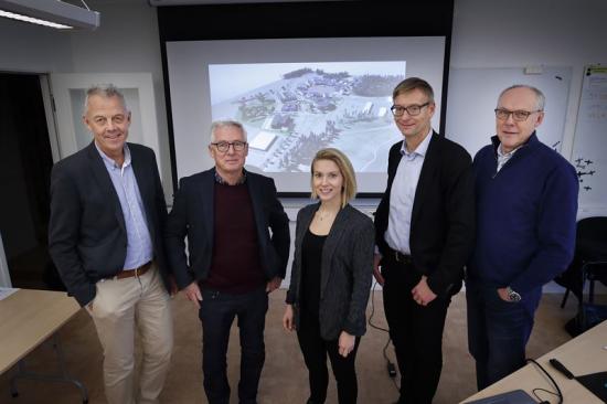 Gänget bakom Cavok/IMA: Fr v: Johan Kristiansson, CEO, StKors Fastighets AB, Urban Emborg senior advisor, Creo Dynamics, Pia Lindström, COO Innovative materials arena, Tomas Ireman, Strategiavdelningen, Staben SAAB Aeronautics och Peter Larsson, ansvarig näringsliv, tillväxt och innovation, Region &Ouml;stergötland.